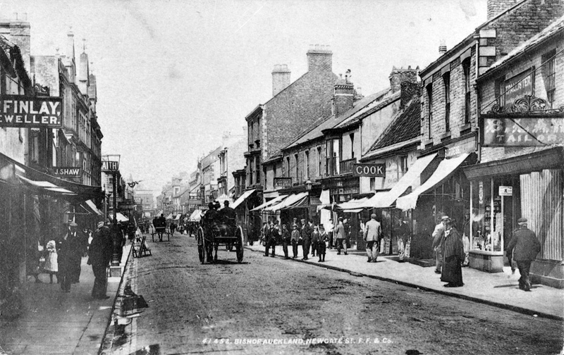 <h2>Newgate St</h2><p class='caption'></p>